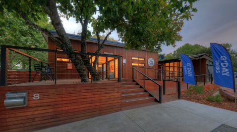 Myrtleford Holiday Park front entrance