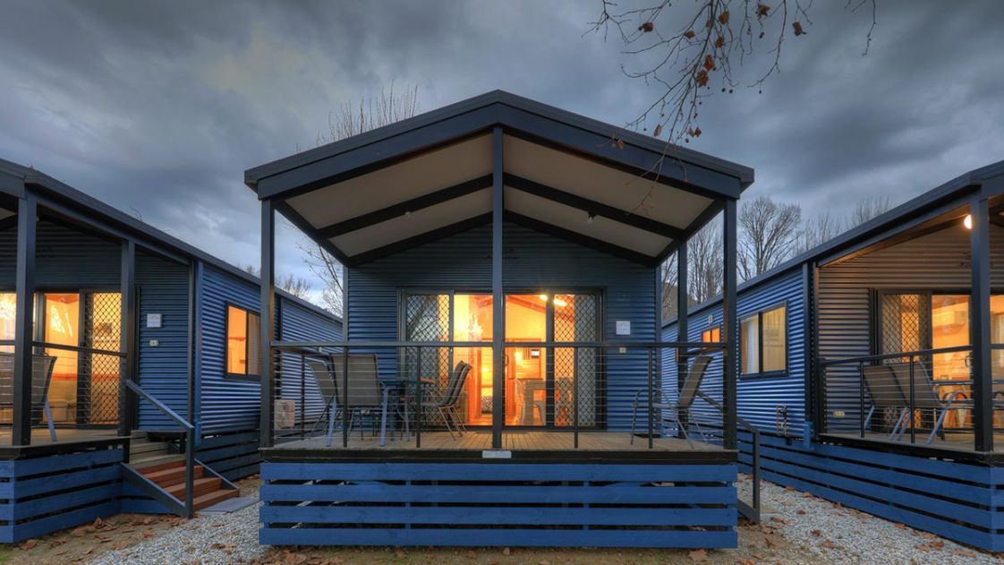 Myrtleford Holiday Park Blue Gum Villas